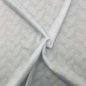 Tessuto in <span class=keywords><strong>maglia</strong></span> jacquard a foglie in poliestere bianco, ad asciugatura rapida e traspirante per abbigliamento sportivo, activewear, maglie da <span class=keywords><strong>calcio</strong></span> e tessuti per la casa - Product Image 1