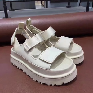 Sandalias Planas de Lujo con Punta Abierta, Cierre de Velcro, Parte Superior de EVA Transpirable, Estilo Veraniego, Sandalias de Diseño Moderno - Product Image 3