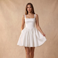 Robe de mariée en satin, style robe de bal, bustier froncé, coupe trapèze, corset, robe de mariée personnalisée, en satin ivoire