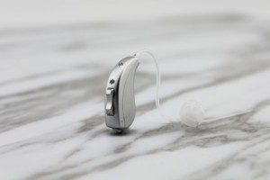 Aide auditive rechargeable de haute qualité pour Bluetooth, 4 canaux, invisible, confortable pour les personnes âgées, aide auditive en gros, prise en charge de l'application - Product Image 6