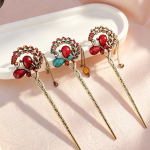 Épingle à cheveux papillon vintage effet vieilli, nouveau style chinois, ornement capillaire coloré en strass avec pompons, pour Hanfu, cheongsam - Product Image 2