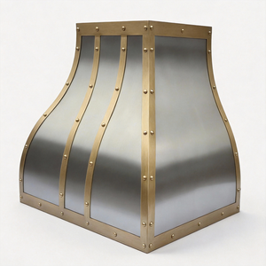 <span class=keywords><strong>Hotte</strong></span> de <span class=keywords><strong>cuisine</strong></span> en acier inoxydable de forme cloche incurvée de grande épaisseur avec des lanières en laiton pour une <span class=keywords><strong>cuisine</strong></span> de luxe - Product Image 2