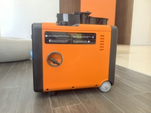 Generador Portátil de Gasolina Silencioso Digital de 2KW, en Oferta, para Camping y Emergencias, con Sistema de Arranque Remoto, Gasolina PG - Product Image 5