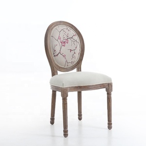 <span class=keywords><strong>Chaise</strong></span> de <span class=keywords><strong>salle</strong></span> à <span class=keywords><strong>manger</strong></span> en bois de style antique <span class=keywords><strong>Louis</strong></span> <span class=keywords><strong>XV</strong></span> avec tissu en coton imprimé fleur de prunier rouge pour <span class=keywords><strong>salle</strong></span> de bain ou parc d'appartement - Product Image 1