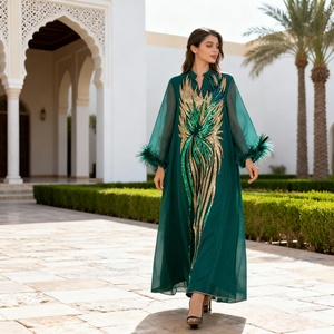 Abaya élégante de style nouveau en matériau de haute qualité, sur mesure pour les femmes musulmanes, adaptée aux mariages et aux occasions spéciales - Product Image 4
