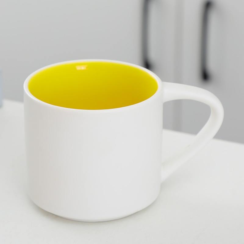 สีเหลือง