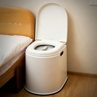 Chaise de toilette pliable portable avec accoudoirs, seau mobile anti-odeur pour la maison, le camping et les voyages – Vente en gros usine