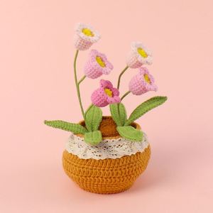 Maceta de flores de lana hecha a mano con ganchillo, flor artificial, decoración de mesa, regalo de graduación, Pascua, para niña - Product Image 4