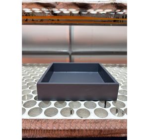 Plateau de service en laque, plateau en bois artisanal écologique avec finition lisse et brillante pour toutes les occasions - Product Image 1