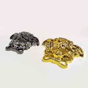 Boucle décorative en plastique, motif visage de reine, dorée, petite taille, fixation murale non amovible, accessoire de mobilier - Product Image 4