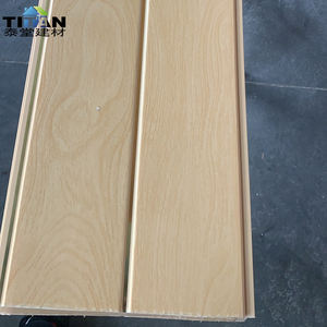 Panneau de plafond en <span class=keywords><strong>PVC</strong></span> de 8 <span class=keywords><strong>mm</strong></span>, plafond en <span class=keywords><strong>PVC</strong></span> <span class=keywords><strong>blanc</strong></span>, panneau de plafond en bois <span class=keywords><strong>PVC</strong></span>, carreaux de plafond imperméables pour la décoration - Product Image 5