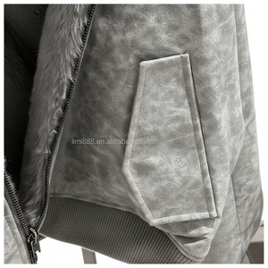 Giacca Bomber Invernale da Uomo Personalizzata, Oversize, Reversibile, in Pelle PU con Fodera in Pelliccia Sintetica Spessa, Cerniera e Cappuccio, Stile Vintage - Product Image 3