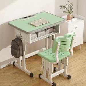 Escritorios y <span class=keywords><strong>sillas</strong></span> <span class=keywords><strong>de</strong></span> plástico con altura ajustable para estudiantes, utilizados en aulas escolares. - Product Image 6