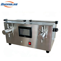 Machine de remplissage semi-automatique Zhongjie 12L à double tête avec pompe à engrenages magnétique et entraînement servo-impulsion de haute précision