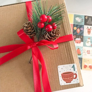 Pine Needles Pine <b>Cones</b> Simulation Flower <b>Christmas</b> Decoration Ornaments Desktop Accessories for <b>Christmas</b> <b>Tree</b> Gift Decorations - Product Image 4