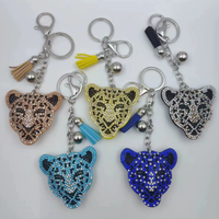 Koningsblauwe cheetah-vormige stijlvolle sleutelhanger met volledig strass-versiering en kwastjes, hoogwaardige bestseller charme hangende ornament