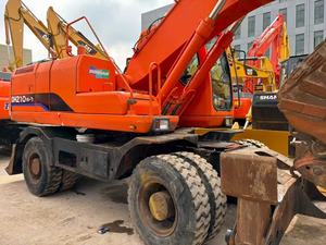 Excavadora de ruedas Doosan DH210-7 L de 21 toneladas con cazo de excavación para uso en construcción - Product Image 4