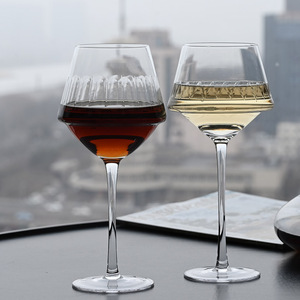 <span class=keywords><strong>Verres</strong></span> à vin rouge Bordeaux en cristal soufflé à la main sans plomb Lanques Premium CUT, compatibles lave-vaisselle, pour la maison et <span class=keywords><strong>les</strong></span> événements de mariage - Product Image 5
