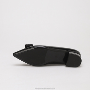 Escarpins élégants noirs en cuir verni à bout pointu pour femme - <span class=keywords><strong>Talon</strong></span> <span class=keywords><strong>carré</strong></span> bas de 3 cm avec boucle dorée - Chaussures plates confortables à enfiler pour le travail - Product Image 6