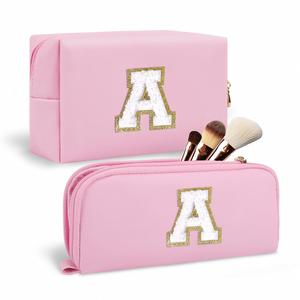 Bolsa de Maquillaje Personalizada con Cierre, Impermeable, de Nailon, con Parches de Letras de Chenilla, Bolsa Cosmética Personalizable - Product Image 1