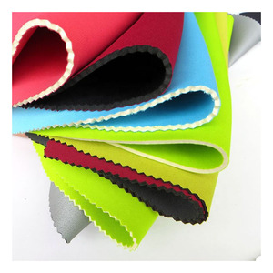 Hoja de neopreno SBR blanca 1,5mm-2,5mm de espesor Neopreno 1mm Tejido de poliéster recubierto Bajo estiramiento - Product Image 6