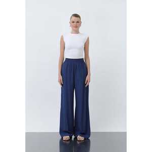 Pantalon large pour femme, taille haute, en crêpe respirant, bleu - Product Image 3