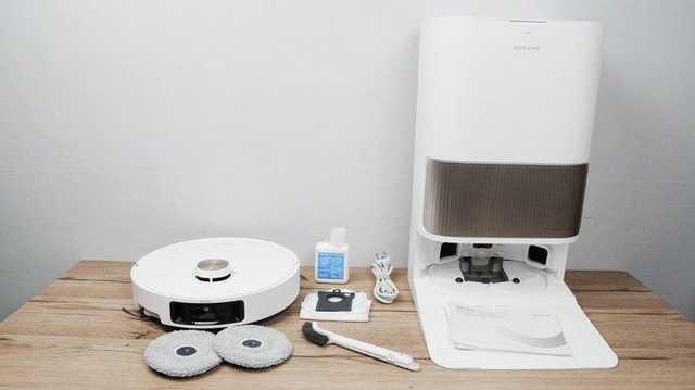 Dreame L40s Pro Ultra Complete Set with Accessories Smart Home Robot Vacuum
