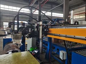 เครื่องเชื่อมตะเข็บวงกลมอัตโนมัติรุ่นใหม่สำหรับการผลิตภาชนะ 35 กิโลวัตต์ เส้นผ่านศูนย์กลาง 100-1000 มม. ความหนา 5 มม. 480V/380V - Product Image 2