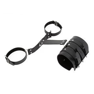 <span class=keywords><strong>BDSM</strong></span> <span class=keywords><strong>Bondage</strong></span> Leder Rücken-Handschellen Set Sklaven Fixierte Haltung Erwachsenenspiele Sexspielzeug - Product Image 6