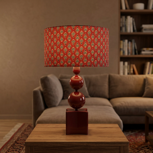Lámpara de mesa elegante hecha a mano con pantalla de tela a rayas multicolor para decoración de dormitorio a precio de mayoreo. - Product Image 3