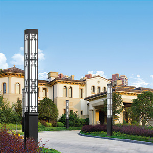 Lampadaire solaire LED d'extérieur avec base métallique, abat-jour en verre, lumière blanc chaud 2700K, IP66, détecteur de mouvement, montage encastré, garantie 10 ans - Product Image 6