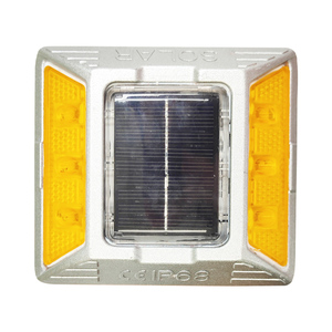 Marcador de carretera de seguridad de alto tráfico con energía solar LED de aluminio <span class=keywords><strong>Reflector</strong></span> blanco para Advertencia de tráfico de calles de carreteras - Product Image 2