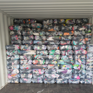 Stracci Industriali 100% Riutilizzati in Cotone, Ritagli di Tessuto Assortiti, Stracci Colorati <span class=keywords><strong>per</strong></span> Pulizia - Product Image 1