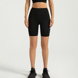 Shorts de sport et de yoga pour femme, taille haute, en polyester et élasthanne, soyeux, sans couture, effet galbant et liftant, collection très prisée - Product Image 4