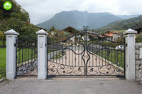 Foshan porte entreprise porte conception supérieure luxe wroug or fer porte Villa manoir château extérieur entrée mode portes électriques