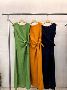 Sí, cuanta mayor la cantidad de pedido, mayor el descuento. Vestido sin mangas de lino. - Product Image 3