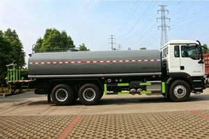 Camion-citerne à eau Sinotruk SITRAK 6*4 <span class=keywords><strong>de</strong></span> 20 m³ - Product Image 3