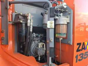 Used HITACHI ZX135US Excavator 13Ton Isuzu Engine Gearbox 2022 Model low Hours 0.66m Bucket Capacity Cheap Price - Product Image 3