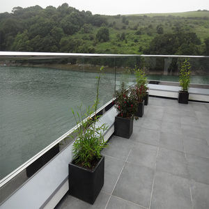 Profilo in Alluminio a U per Esterni, Ringhiera in Vetro per <span class=keywords><strong>Parapetto</strong></span> in Metallo Liscio - Product Image 4