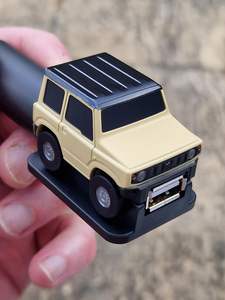 Accessoires intérieurs pour voiture Japna Car Mate Suzuki Jimny, produit <span class=keywords><strong>officiel</strong></span> sous licence NZ667, 1 pièce, <span class=keywords><strong>chargeur</strong></span> USB pour voiture en forme de Jimny, JB74 JB64 - Product Image 2