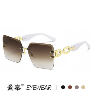 Lunettes de soleil carrées sans monture Yingtai, chaîne en métal rouge, protection UV400, lunettes de soleil tendance pour femmes - Product Image 4
