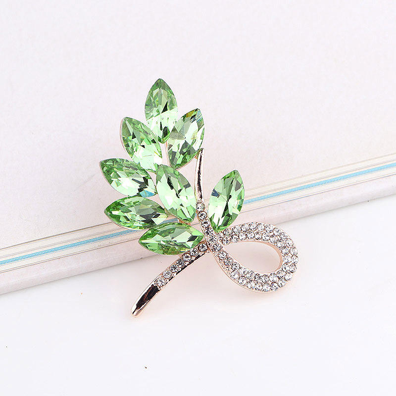 สีเขียว