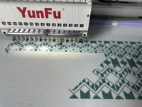 Tête unique 12-15 aiguilles industrielle personnalisée machine à broder informatisée moteur pompe marques YUNFU focalisé numérique
