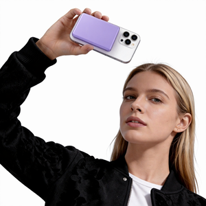 Batterie externe magnétique sans fil en métal ultra-mince 10000mAh QI2.2 <span class=keywords><strong>25W</strong></span>, chargeur magnétique PD27W à charge rapide, batterie externe portable pour téléphone mobile - Product Image 2