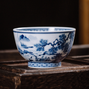 Zhong's fornace tazza da tè in ceramica Jingdezhen Kung Fu Set da tè Chai forno tazza blu e <span class=keywords><strong>bianca</strong></span> tazza di <span class=keywords><strong>porcellana</strong></span> dipinta a mano con confezione regalo - Product Image 1