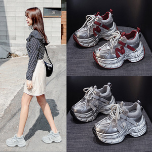 Chaussures de sport décontractées tendance Torre 2025 pour femmes, célèbres sur internet, à semelle épaisse, rehaussantes, polyvalentes et à la mode pour hommes et femmes - Product Image 2