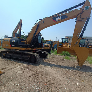 Excavatrice sur chenilles d'occasion Cat 320D2L d'origine japonaise, bien entretenue, 20 tonnes, faible nombre d'heures de fonctionnement - Product Image 2