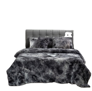 Juego <span class=keywords><strong>de</strong></span> <span class=keywords><strong>cama</strong></span> <span class=keywords><strong>de</strong></span> edredón <span class=keywords><strong>de</strong></span> tres piezas Tie-Dye nórdico, <span class=keywords><strong>funda</strong></span> <span class=keywords><strong>de</strong></span> edredón <span class=keywords><strong>de</strong></span> tela <span class=keywords><strong>de</strong></span> felpa suave, ropa <span class=keywords><strong>de</strong></span> <span class=keywords><strong>cama</strong></span> cómoda y elegante - Product Image 1