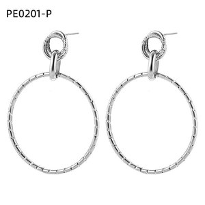 ต่างหูแฟชั่น PE0201 สำหรับผู้หญิง เครื่องประดับคุณภาพสูง - Product Image 1