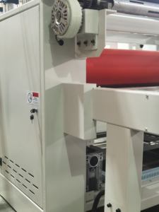 Máquina de recubrimiento de pegamento frío - Product Image 3